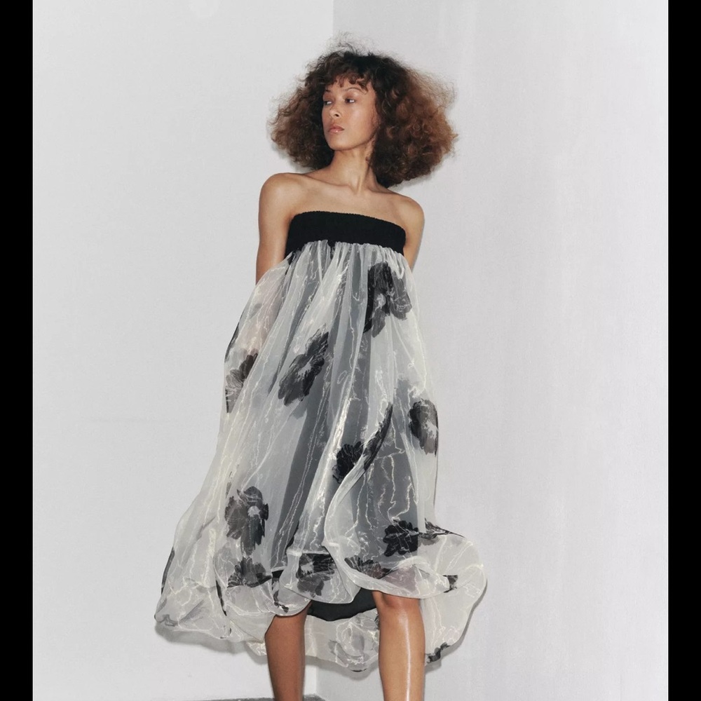 Zara Gray Silver Asymmetrical Bubble Dress